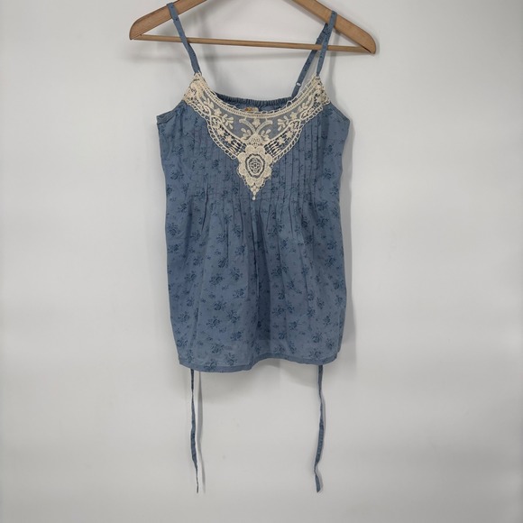 Mudd Tops - Mudd Vintage Y2K Blue Floral Cotton Camisole Crochet Lace Pintuck Boho Top S